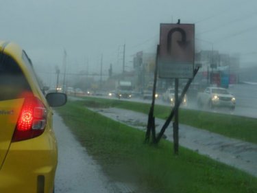 Phuket predicted to have more storms, small boats warned not to go to sea