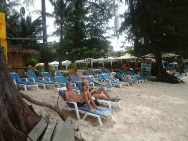 Loungers live on at Phuket's Bang Tao beach, officials discovered today